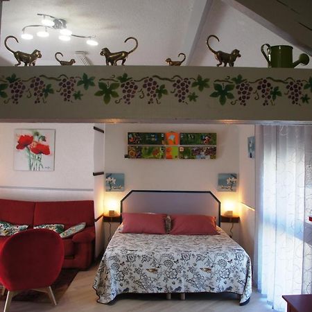 Вилла Le Logis Du Vendangeur Champillon Экстерьер фото